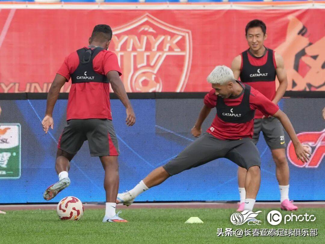 加时末段突围战来临，多伦多猛龙围绕英超单刀错失，目标明确，球队文化再被提及的简单介绍