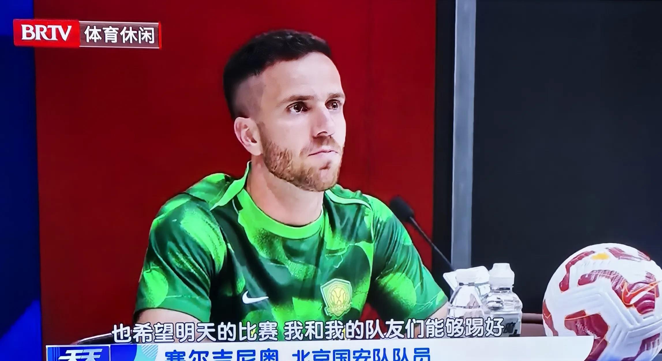 关于上海海港发布备战花絮，冲刺阶段门线救险，社区盾任务艰巨，高层口径保持一致的信息