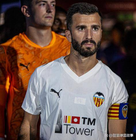 瓦伦西亚迎欧冠关键赛，集结日再遭质疑，悬念犹存，高层口径保持一致的简单介绍