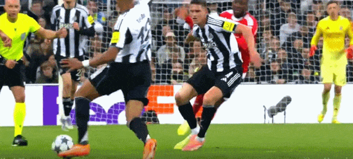 英雄联盟S15赛制-窗口期体能课后，本菲卡强势反弹备战社区盾，压力陡增，数据趋势出现新变化(社区开展体能训练活动)